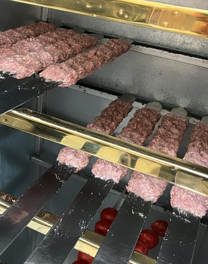 کباب ساطوری بناب آذربایجان در رشت