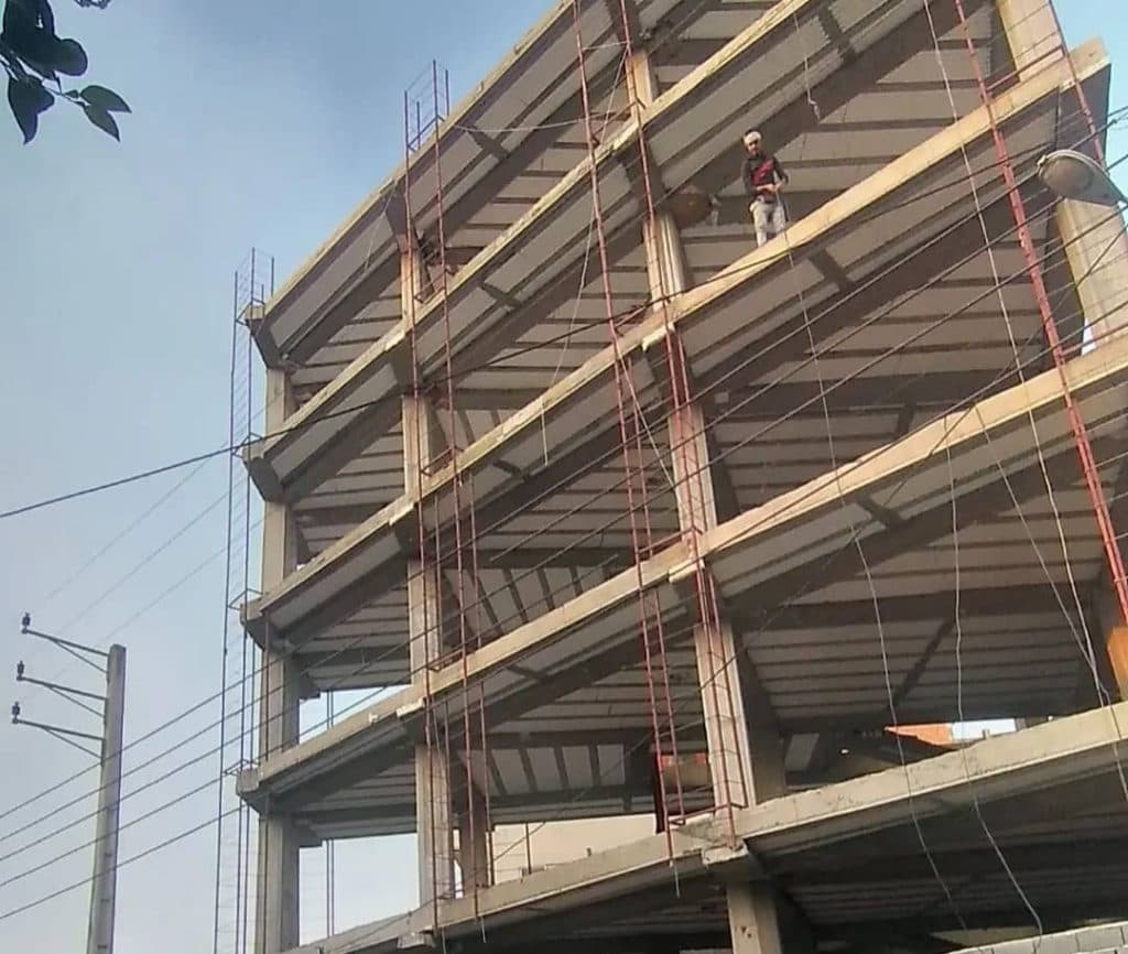 پیمانکاری ساختمان آمل صنعت در آمل