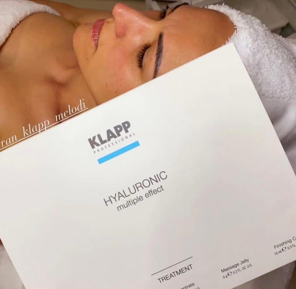 پاکسازی و فیشال تخصصی پوست ملودی چناری در جردن تهران