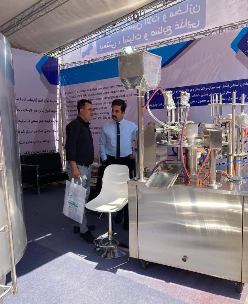 ماشین آلات و مخازن بستنی آرش در رباط کریم