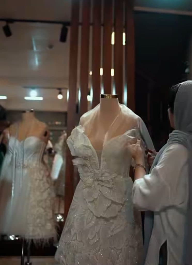 مزون لباس عروس میسا در ساری