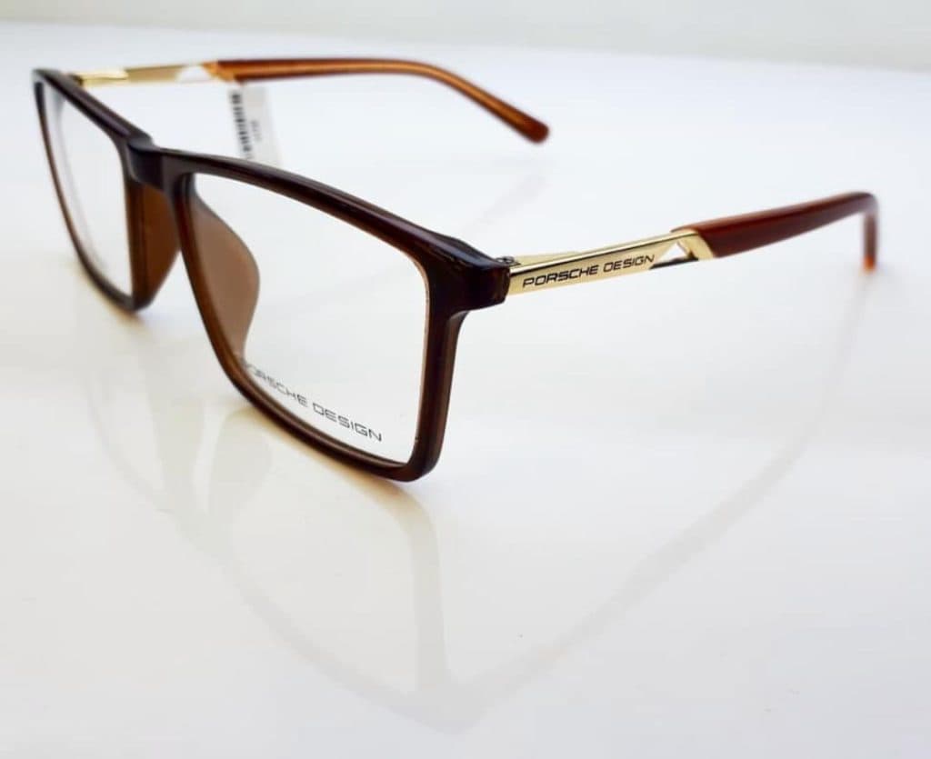 عینک سازی و بینایی سنجی هانیه کشتکار در شیراز