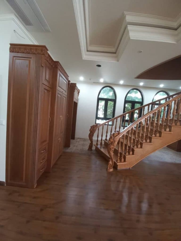 گروه چوب و کابینت چکش طلا در کرج