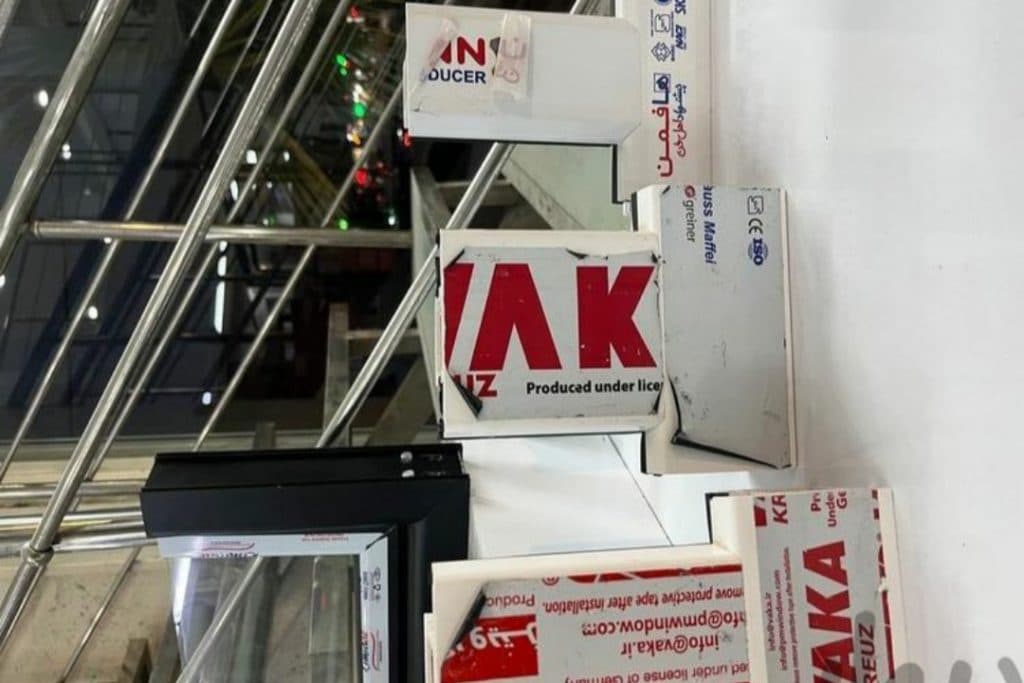 درب و پنجره دوجداره پژواک در کرمان