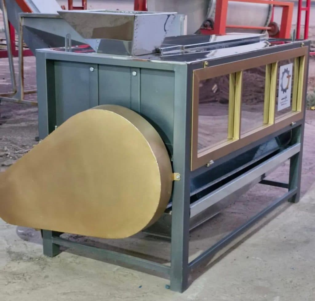 ماشین آلات فراوری پسته تاوا صنعت در رفسنجان