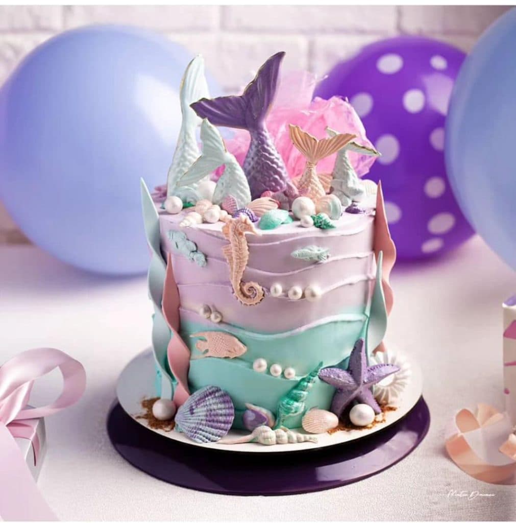 نان و شیرینی ندا در جهان شهر کرج