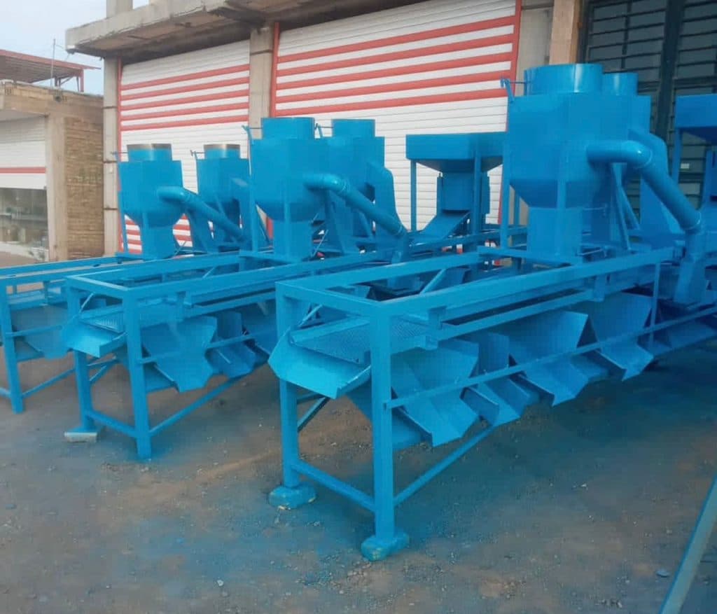 تولیدکننده دستگاه های فراوری پسته عباس باقری در رفسنجان