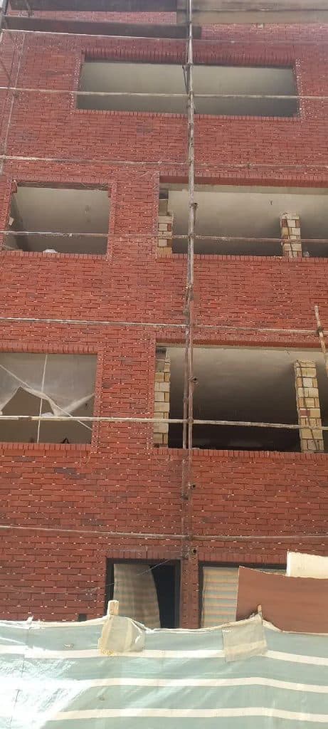 نمای ساختمان فرهمند در همدان