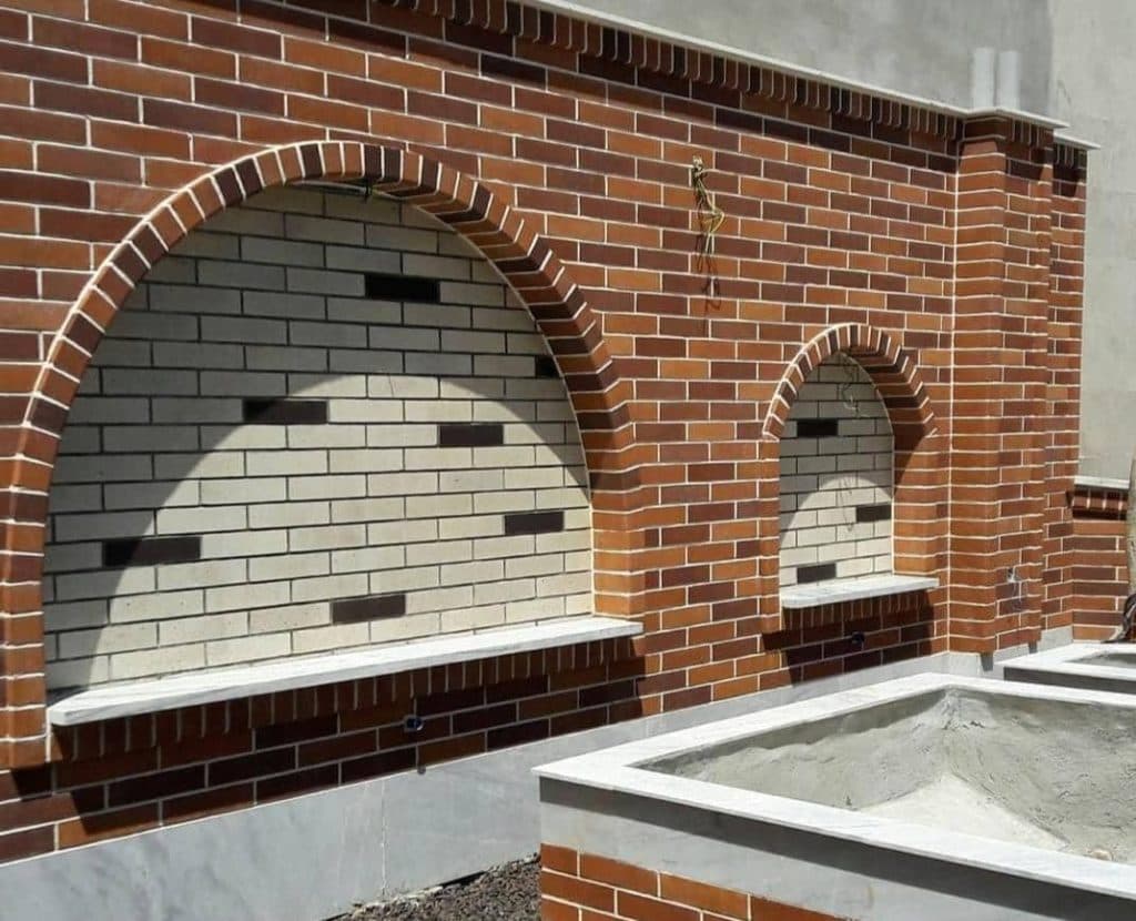 نمای ساختمان فرهمند در همدان