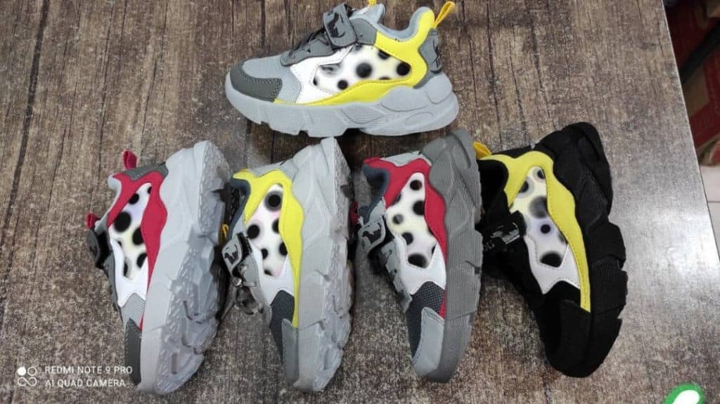 فروشگاه آقای کفش در شرافت