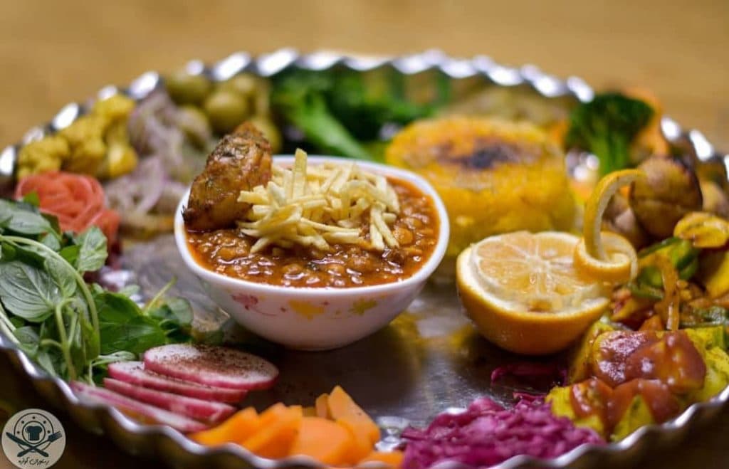 رستوران آوازه در رباط کریم