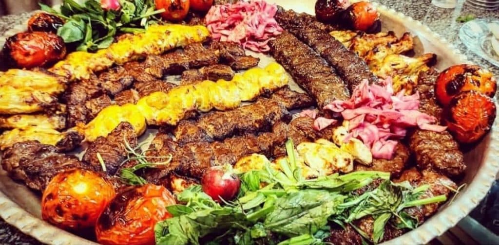 رستوران دریایی گلستان در اوزیها بندرعباس