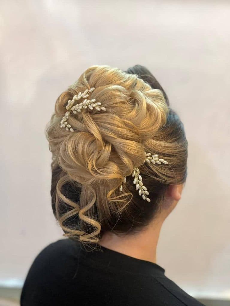 سالن زیبایی سارا گل در جنت آباد جنوبی تهران