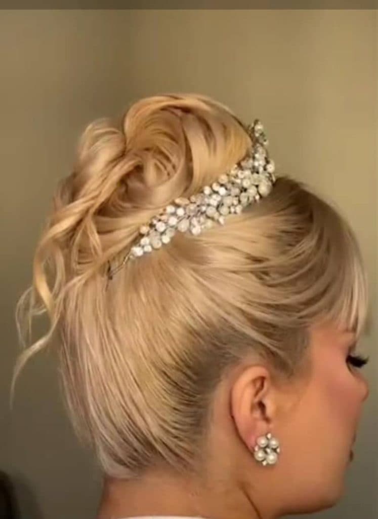 سالن زیبایی شبنم در باغستان غربی کرج