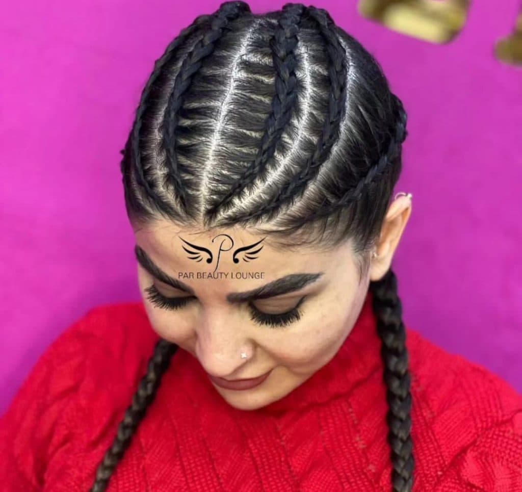 سالن زیبایی پر سفید در بلوار فردوس شرقی صادقیه تهران