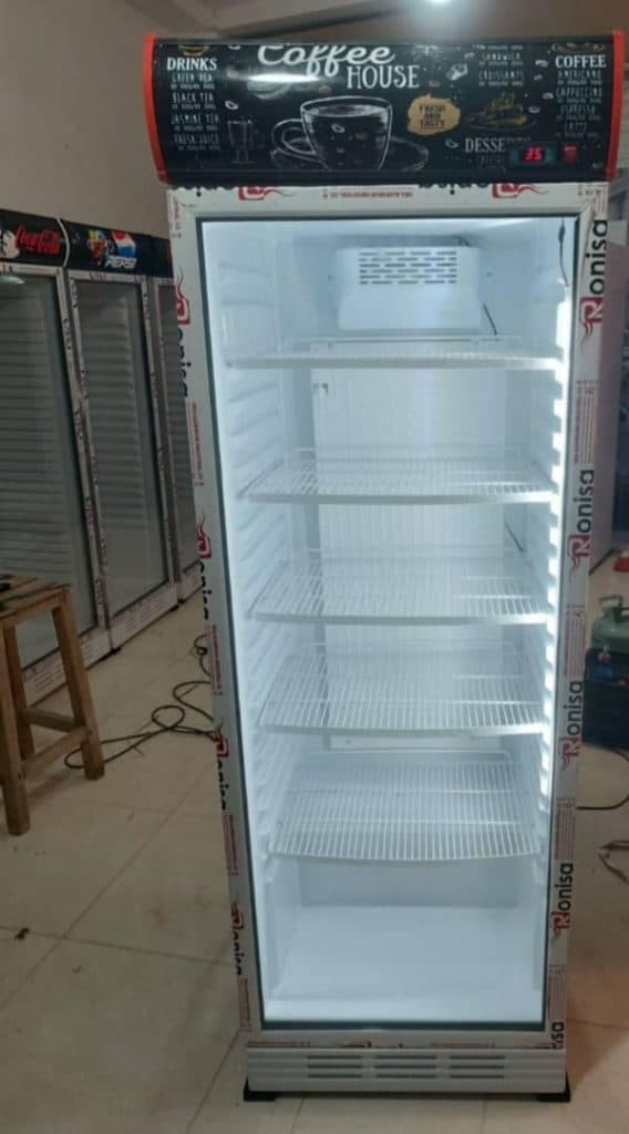 یخچال فروشگاهی ایستاده توچال در اسدآباد