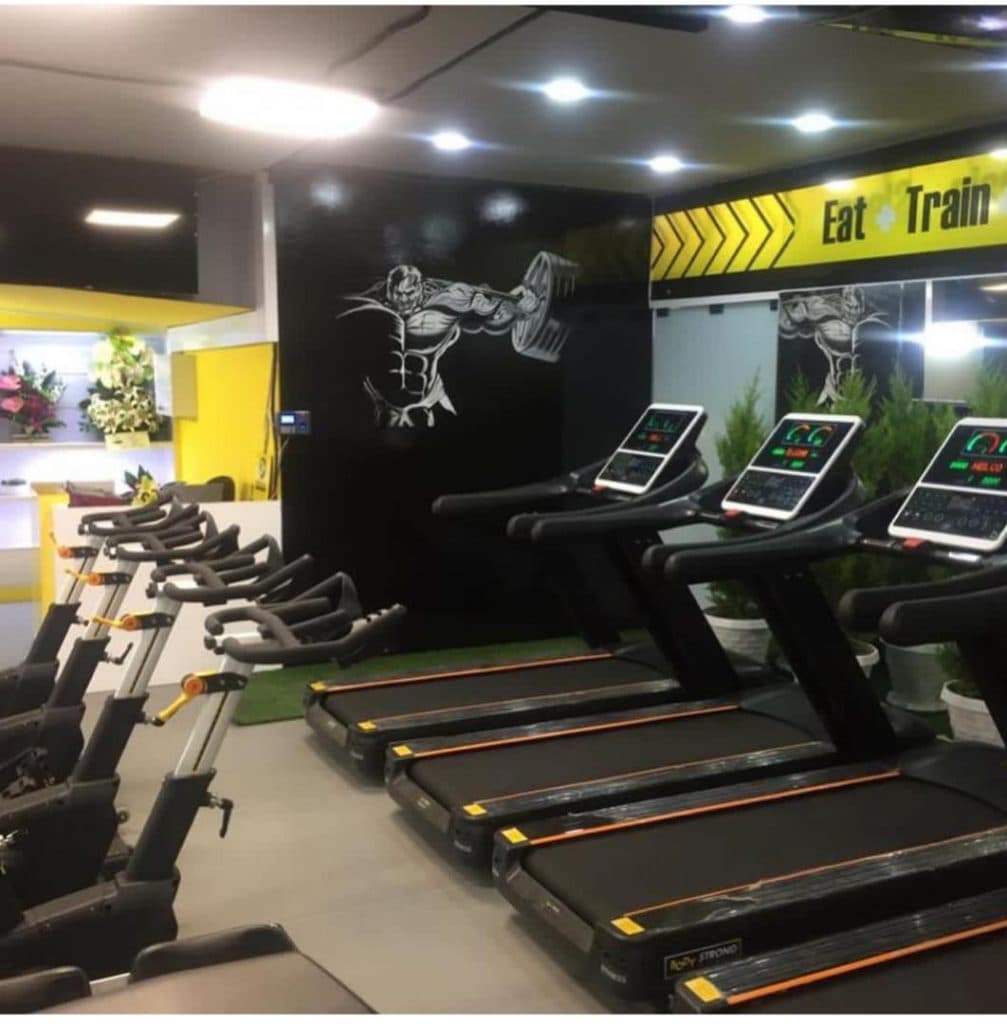 باشگاه بدنسازی مثبت 3 در امام خمینی اصفهان