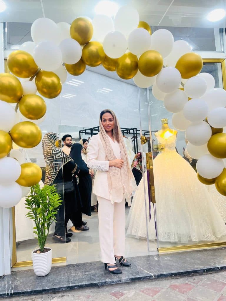 مزون رستا در صومعه سرا