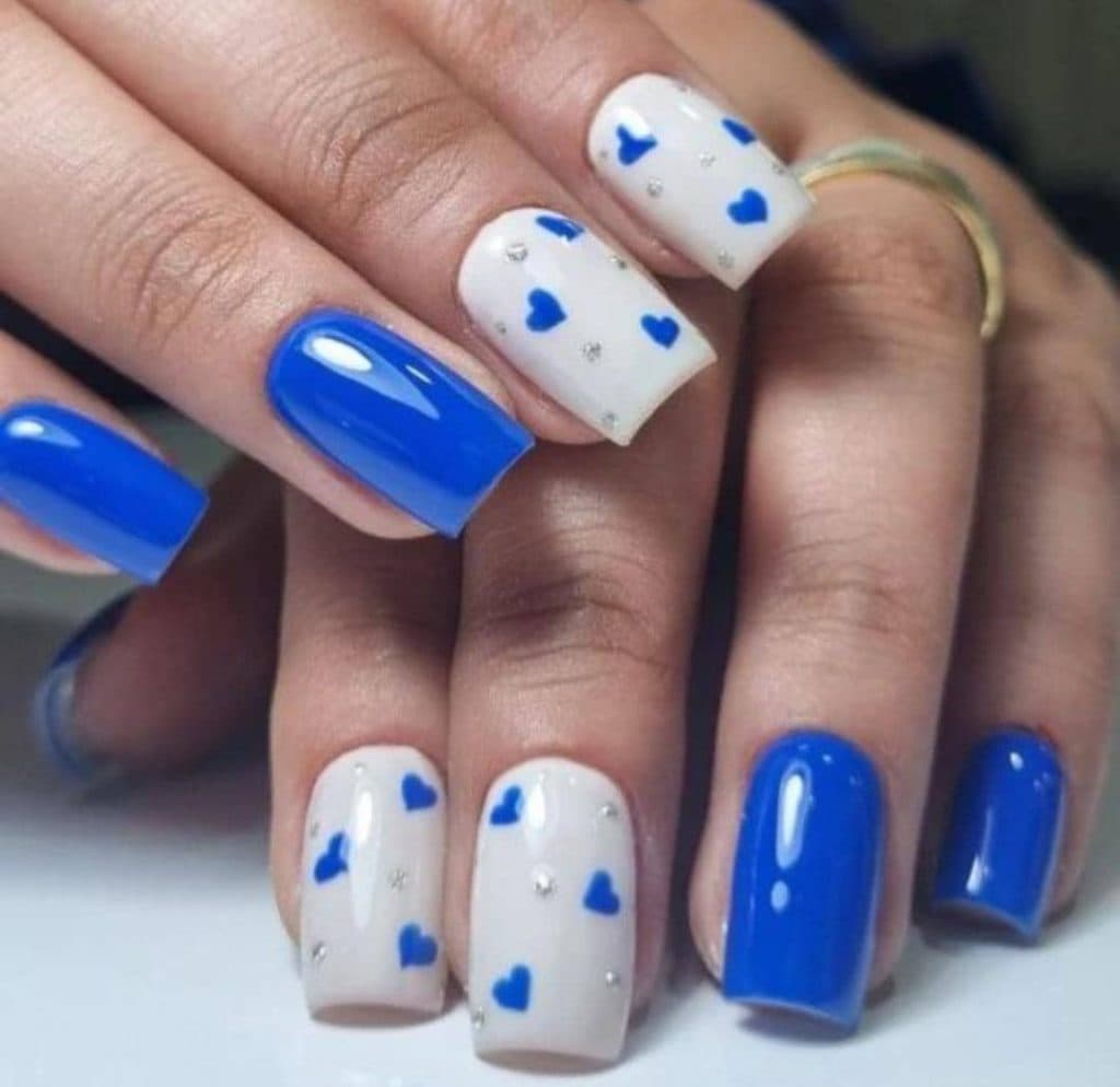 آموزشگاه مراقبت زیبایی سیما فاتحی در کامفیروز