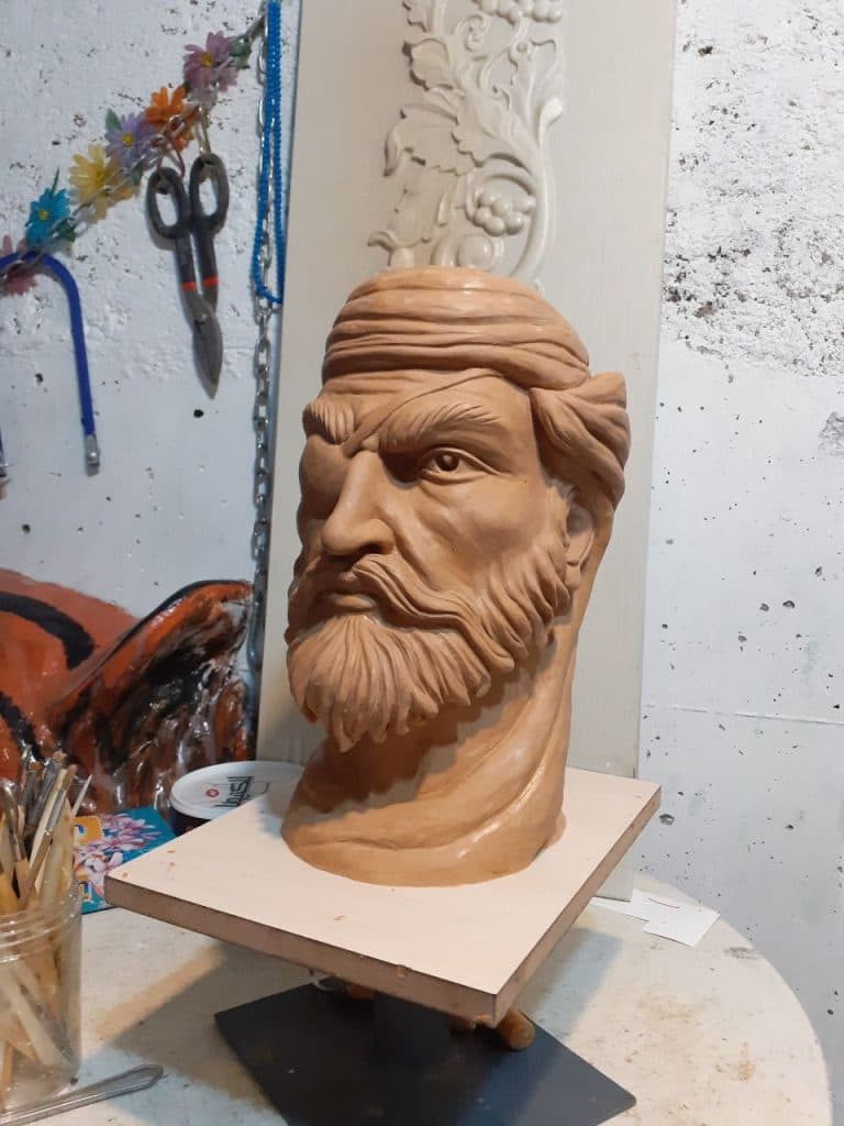 آموزش مجسمه سازی ملک آرا در عظیمیه کرج