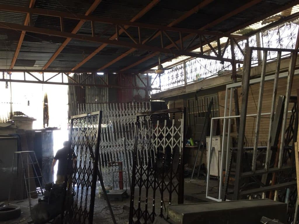 ساخت حفاظ آکاردئونی و فرفورژه حفاظ سازان مدرن منصوریان در کرج