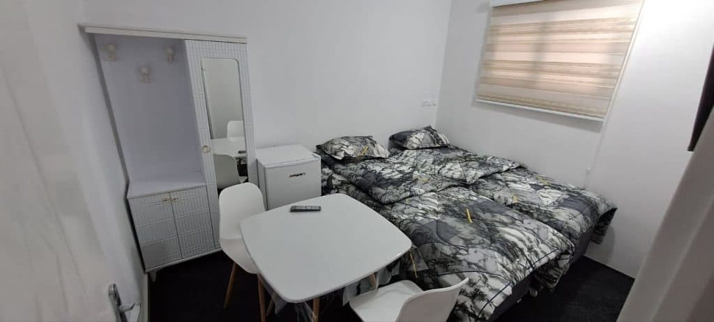 هتل آپارتمان آران در میدان ساعت تبریز