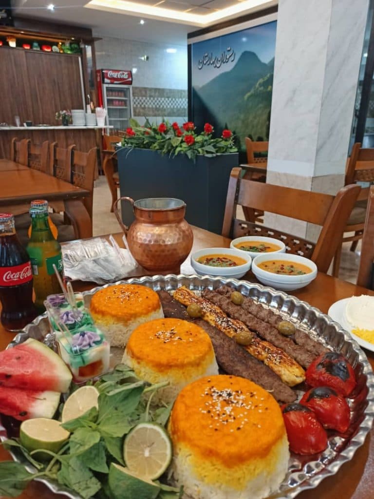رستوران بهارستان در اردبیل