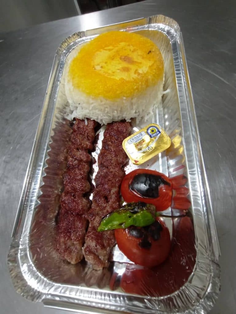 کترینگ آویشن در گوهردشت کرج