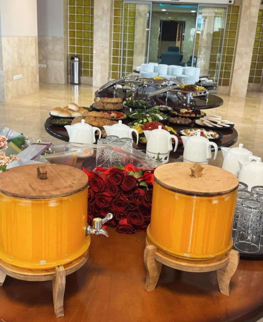کافه گلف در بجنورد
