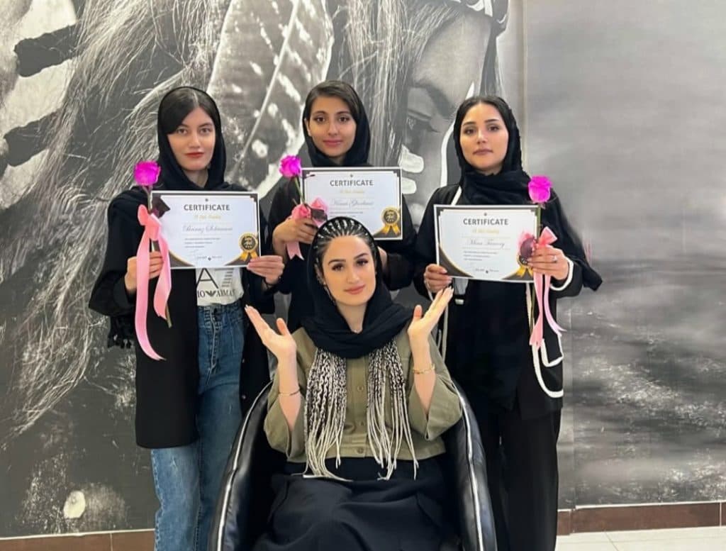 اکستنشن مو سارا اجلی در زنجان