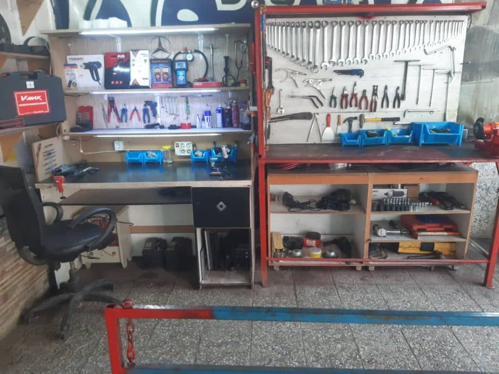 فروش لوازم یدکی استادکار در جاده چالوس