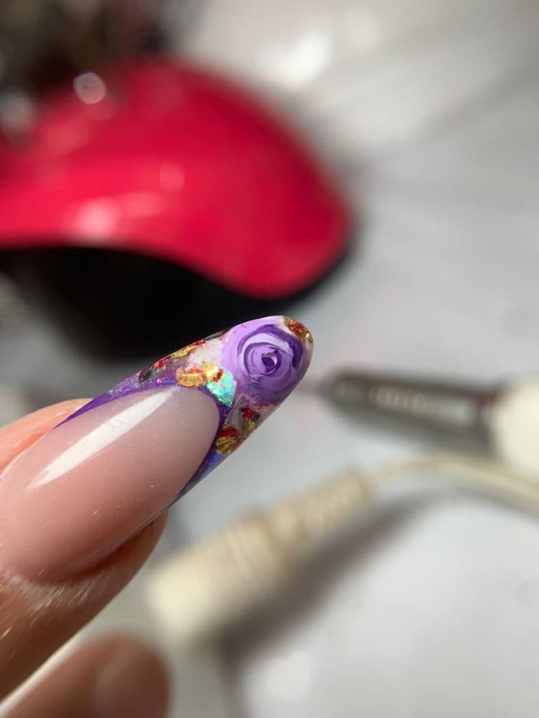 خدمات تخصصی ناخن مهسا اصغری در اعتمادیه زنجان