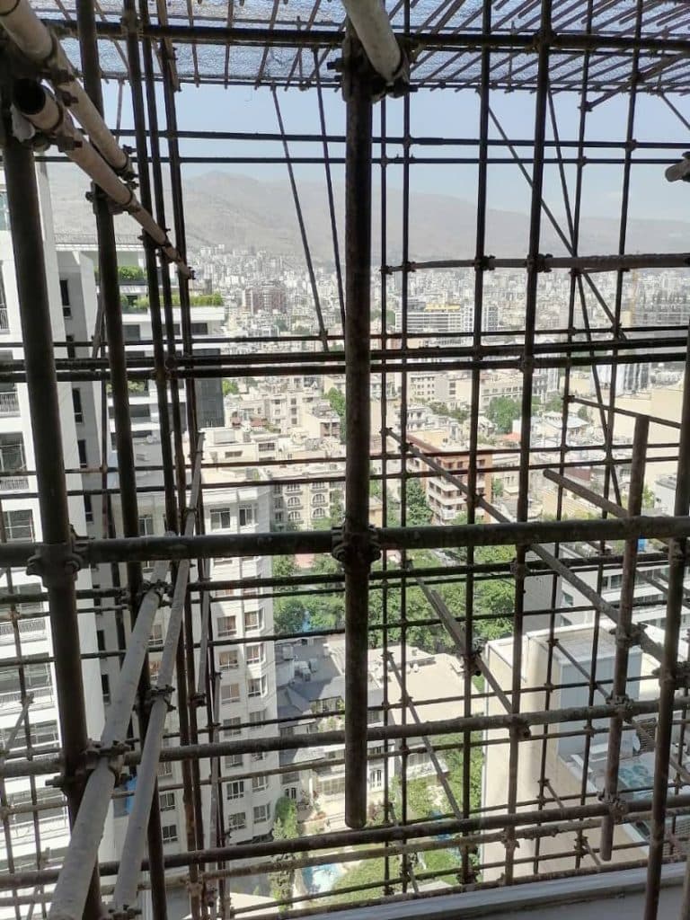 نقاشی ساختمان آقایان در تهران