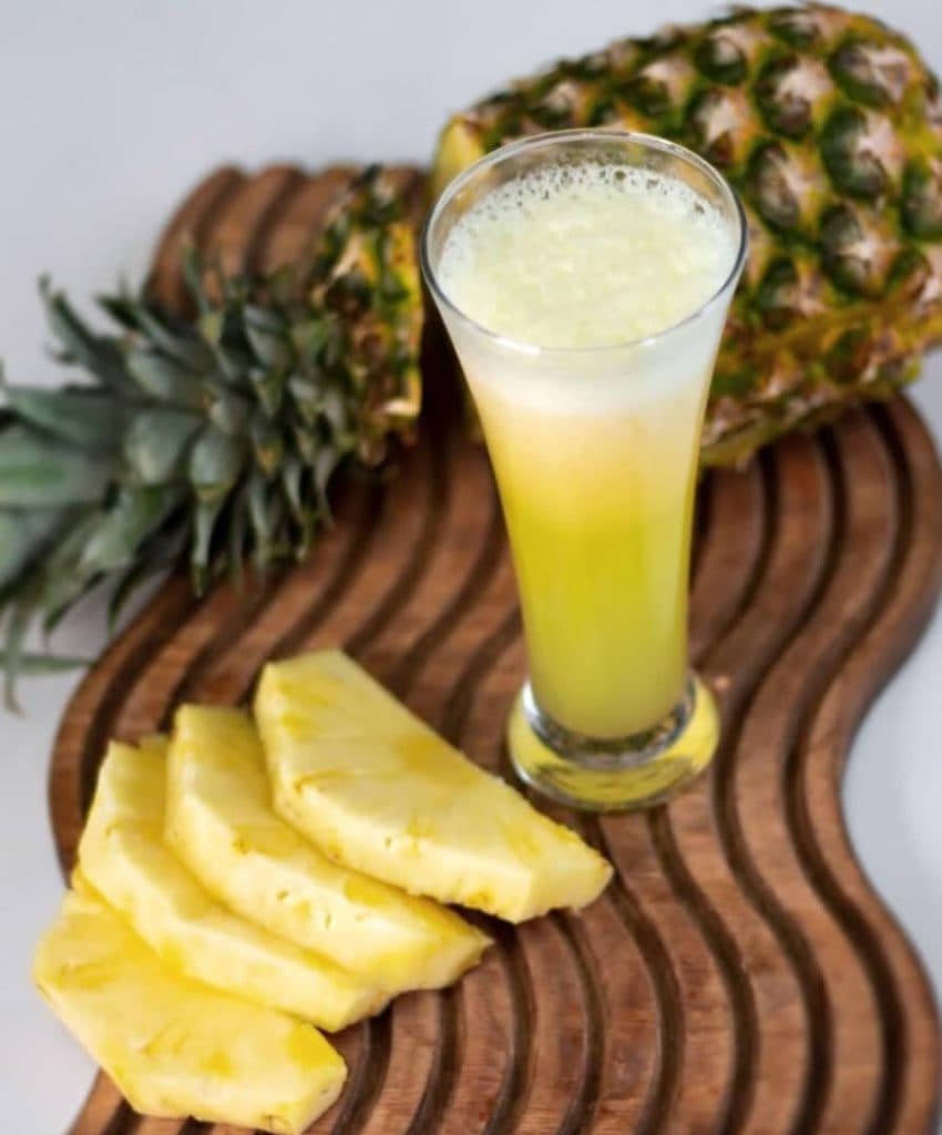 کافه فست فود سنجاب در میانه