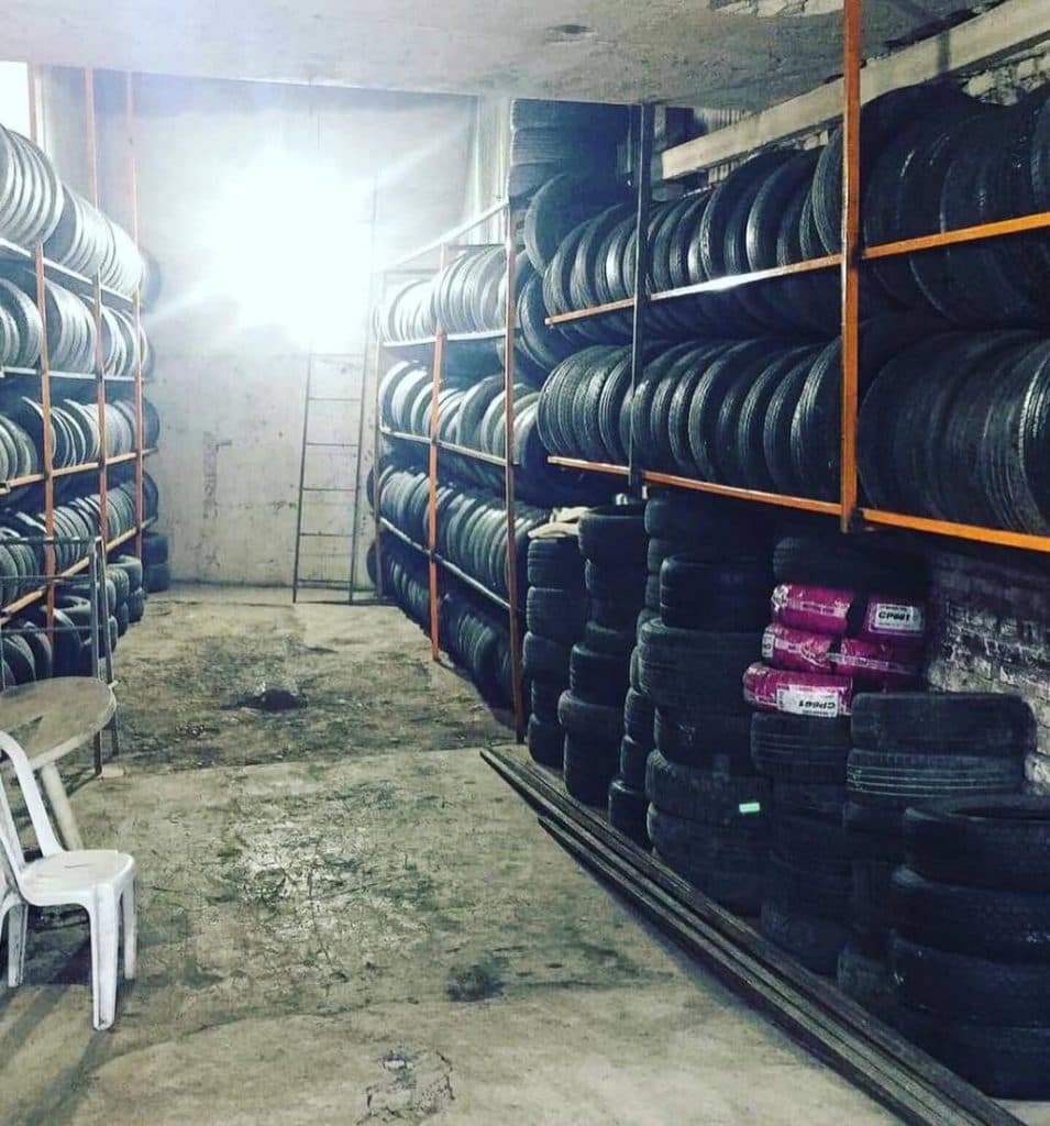 رینگ و لاستیک حسین استوک در قائم شهر