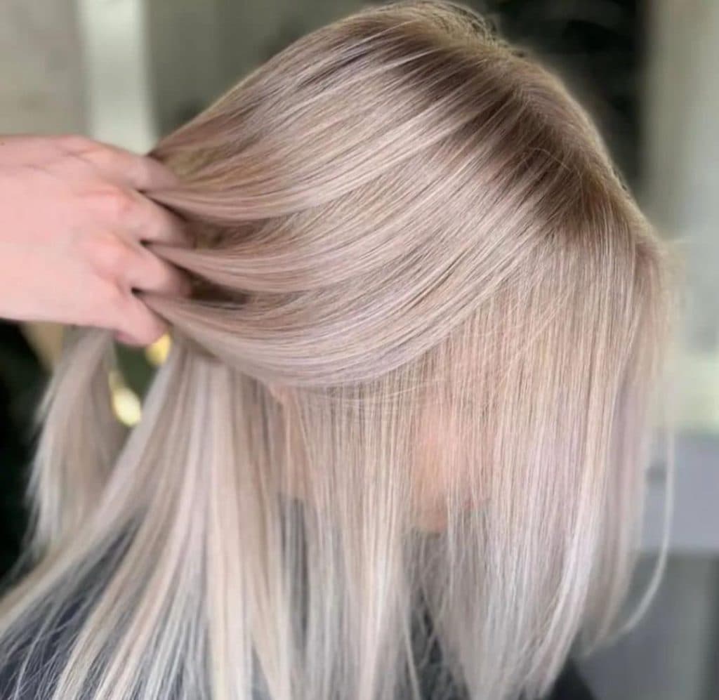 سالن زیبایی فروزان در میدان سعدی کیش