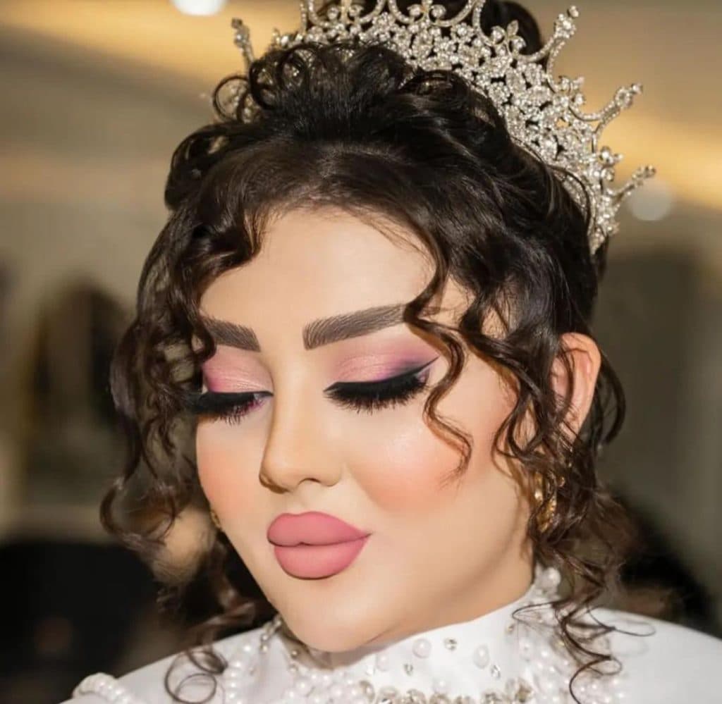 سالن تخصصی زیبایی نیکا ساعی در صادقیه تهران