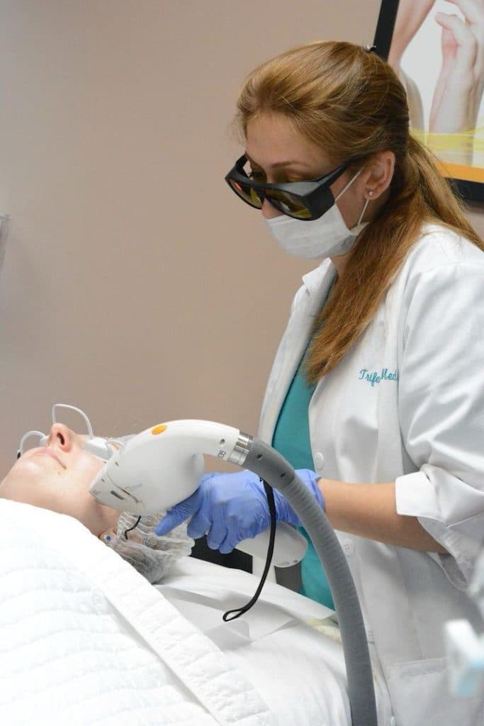 کلینیک زیبایی لیزر شادلین در شهریار