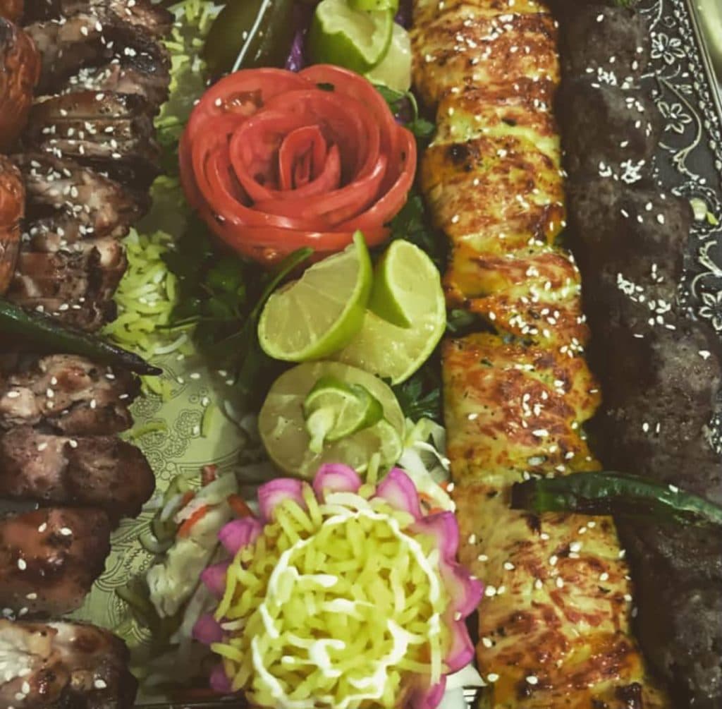 باغ رستوران ساحل همدان