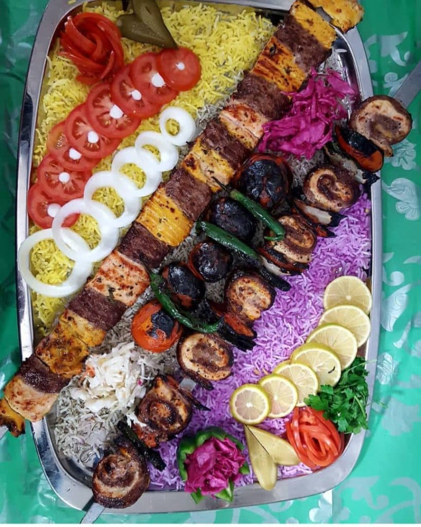 باغ رستوران ساحل همدان