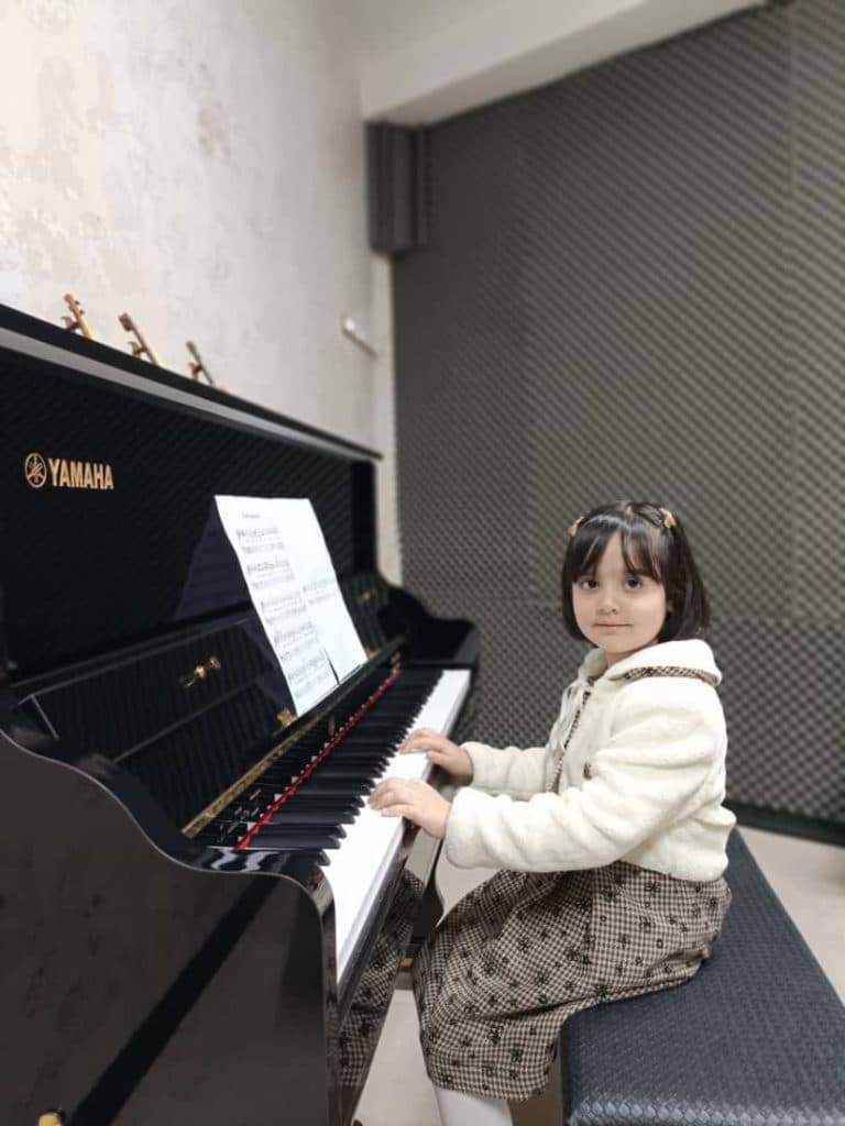 کلاس موسیقی عرفان در شهر ری