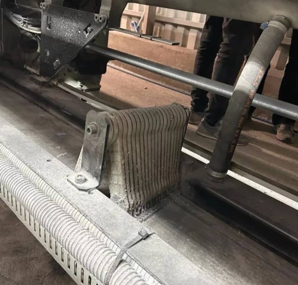 واردات ماشین آلات نساجی پرتوتکس در اصفهان