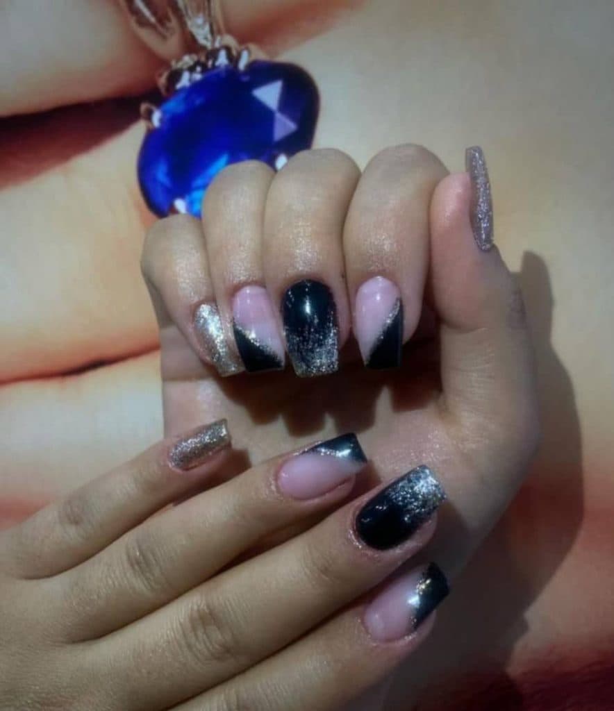 آموزش و خدمات کاشت ناخن نجفی در خوی