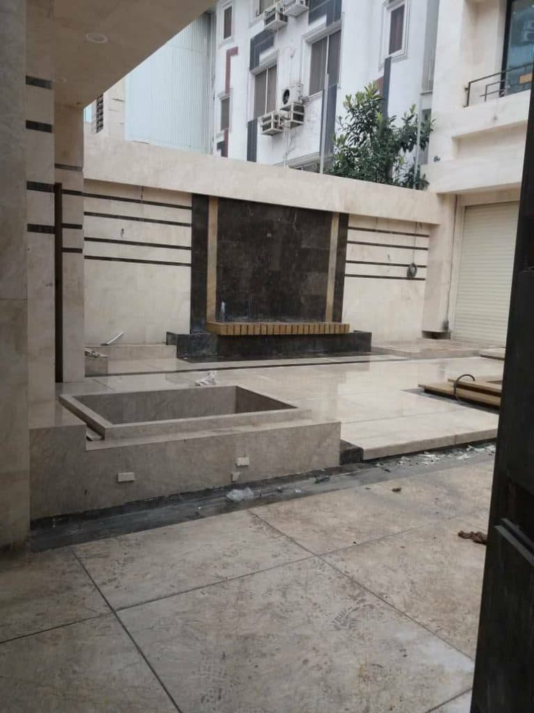 سنگ کاری و کاشی کاری گل محمدی در رشت