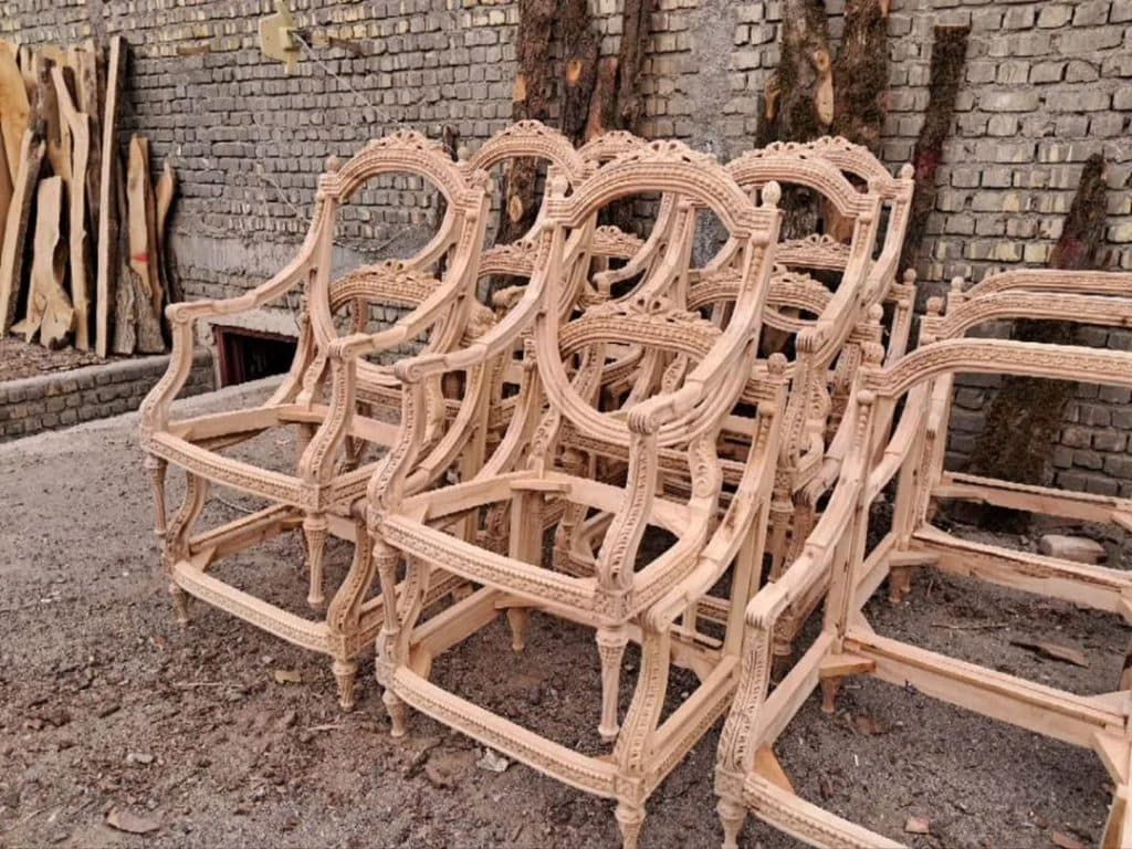تولید و فروش مبلمان چوبی و استیل باقری در قم