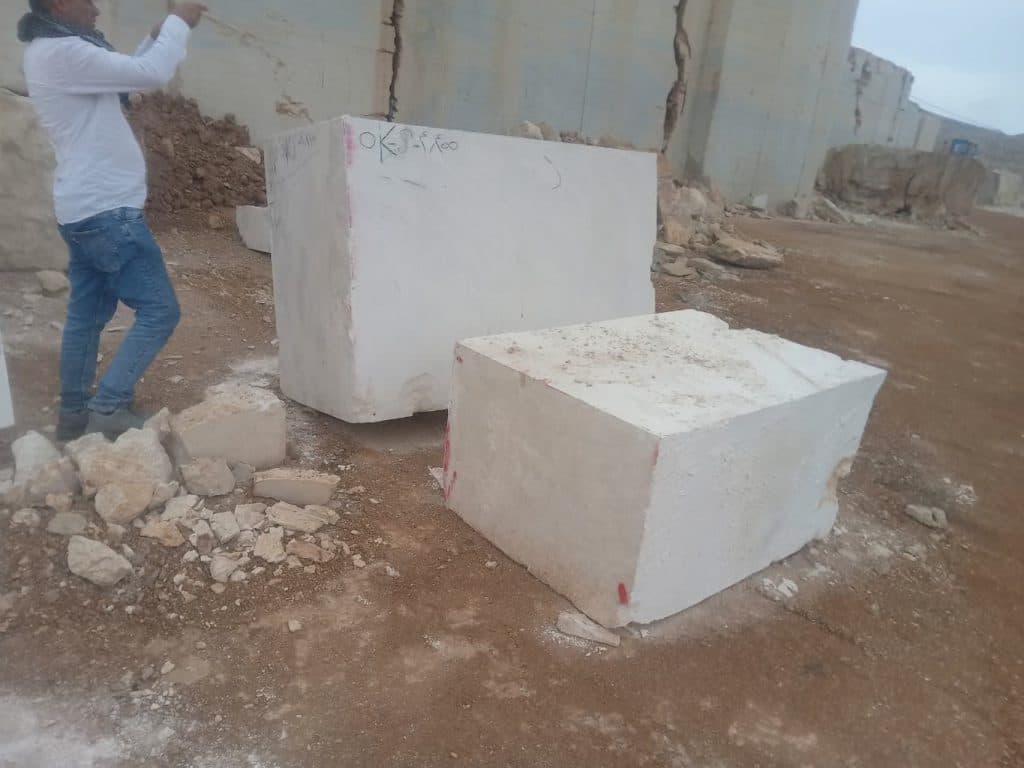 خرید و فروش معادن ذرین در کاشان