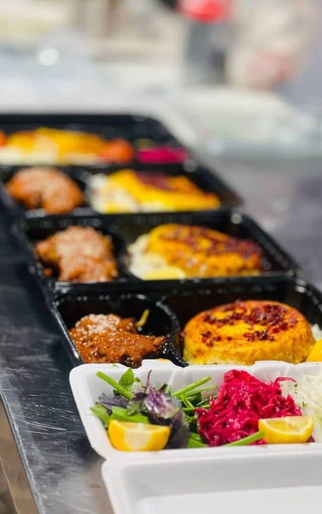 کافه رستوران بلوط در ایلام