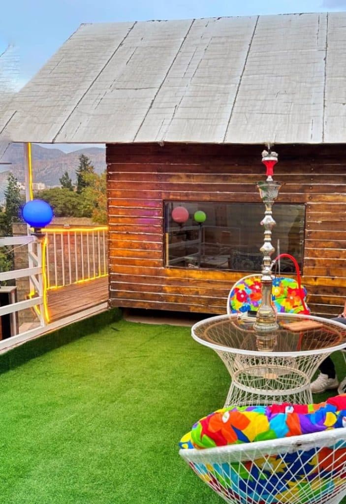 کافه رستوران بلوط در ایلام