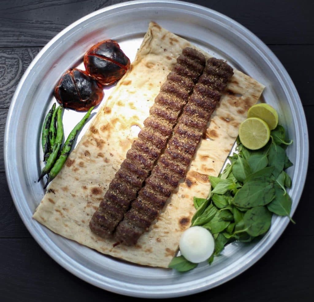 رستوران شاطر عزت در اراک