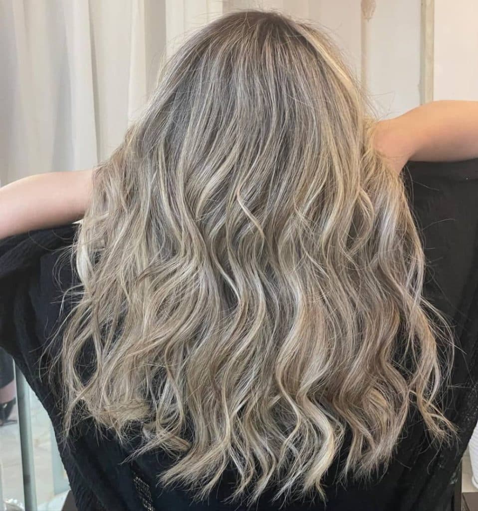 سالن زیبایی شقایق ترنجی در قدوسی شرقی شیراز